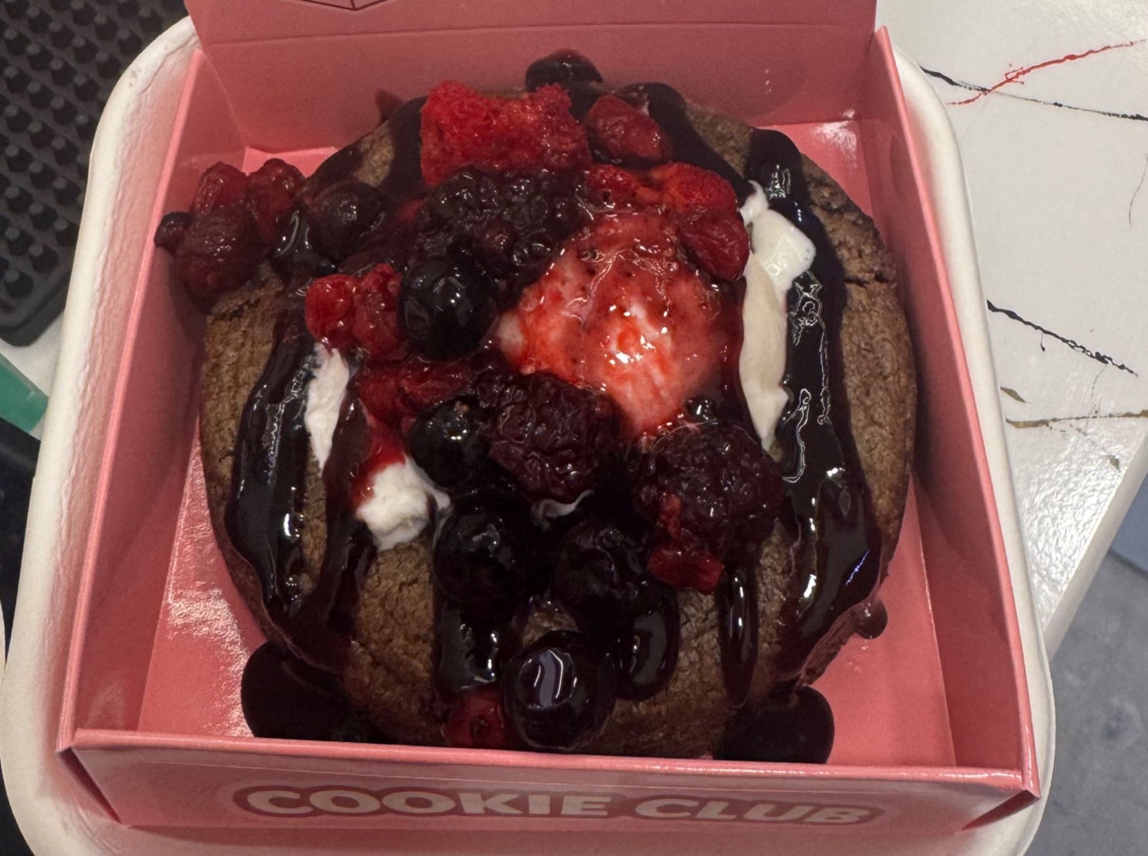 Chunk Berry Cookie