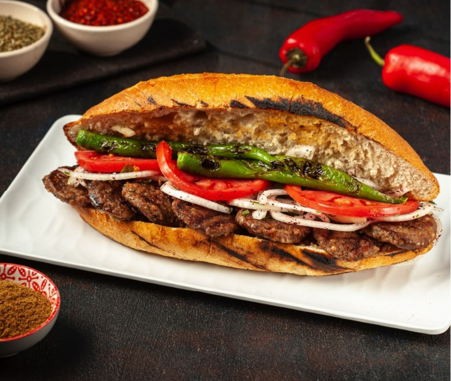 Ekmek Arası Köfte