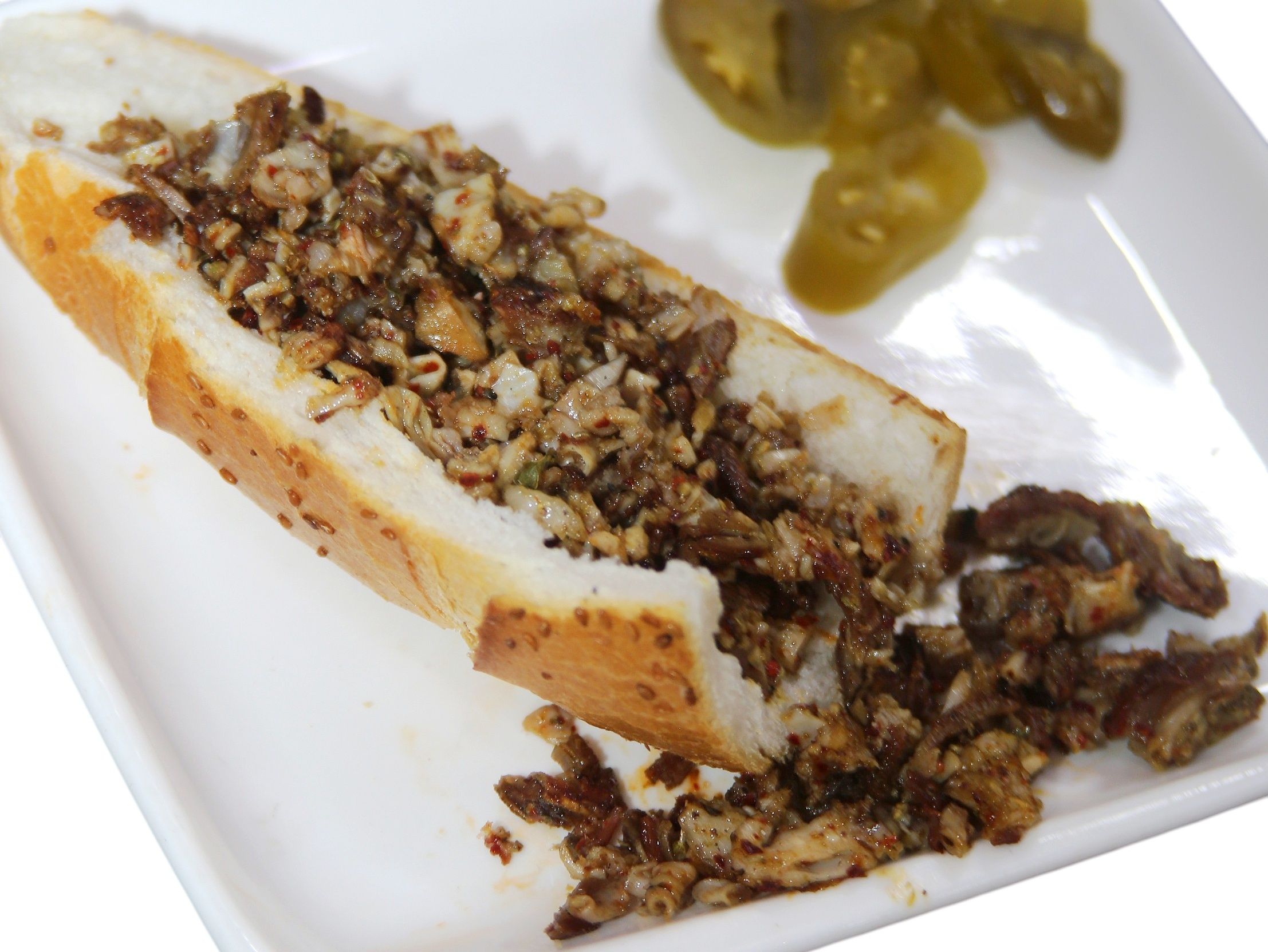 Çeyrek Ekmek Arası bol malzemeli İzmir Kokoreç