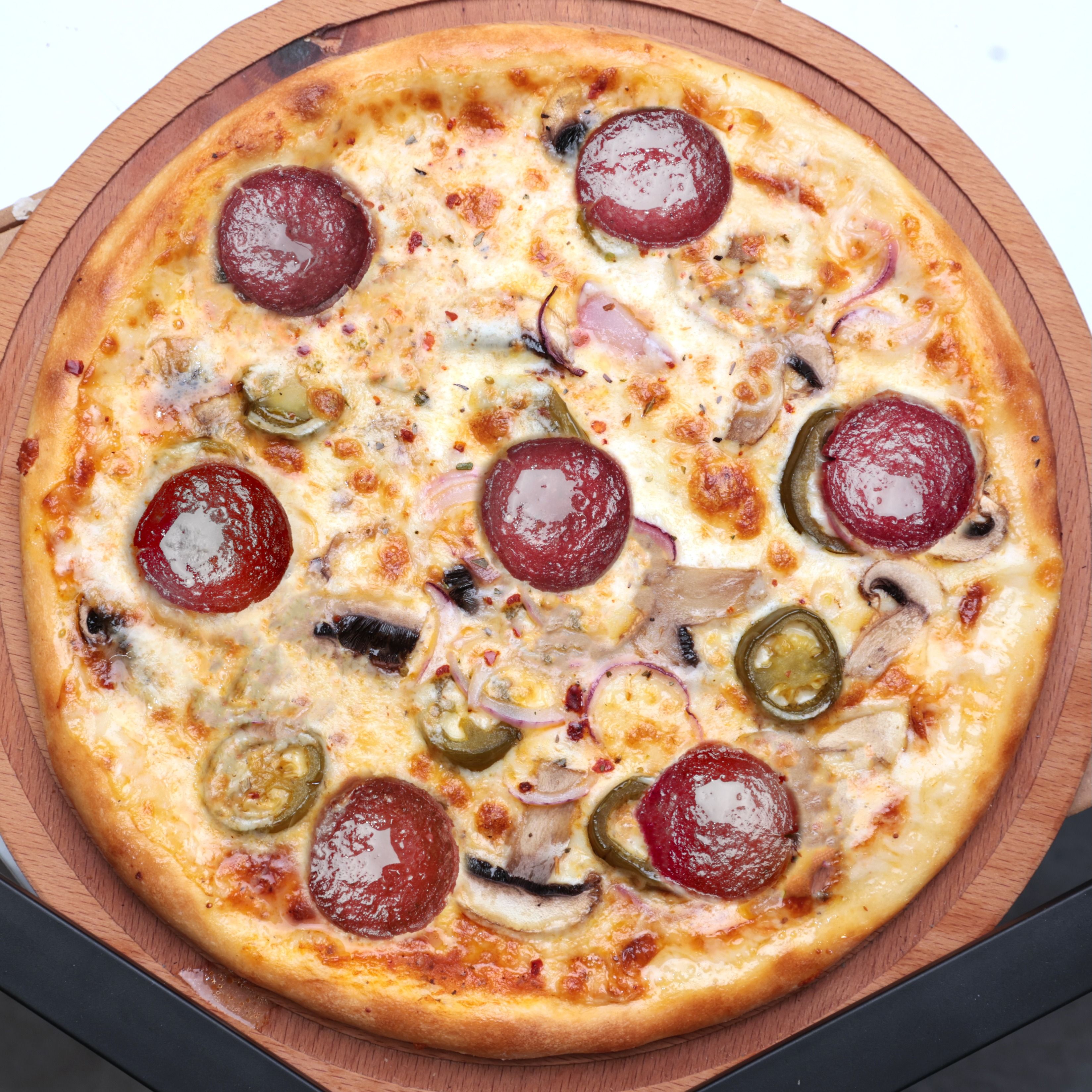 Bernini Pizza (Acılı) (Büyük Boy)