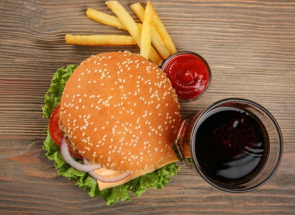 Patas Tavuk Burger Menü