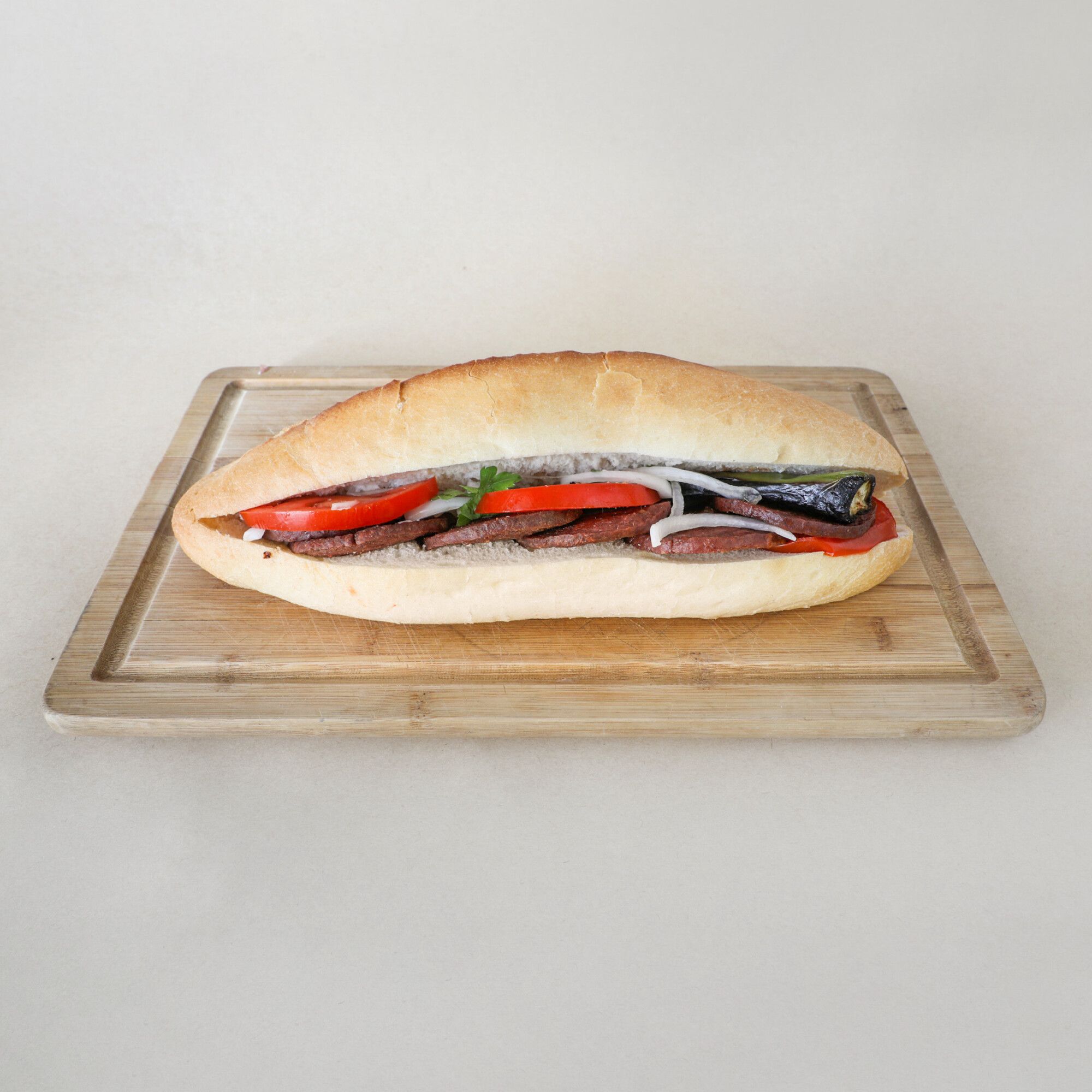 Ekmek Arası Izgara Sucuk