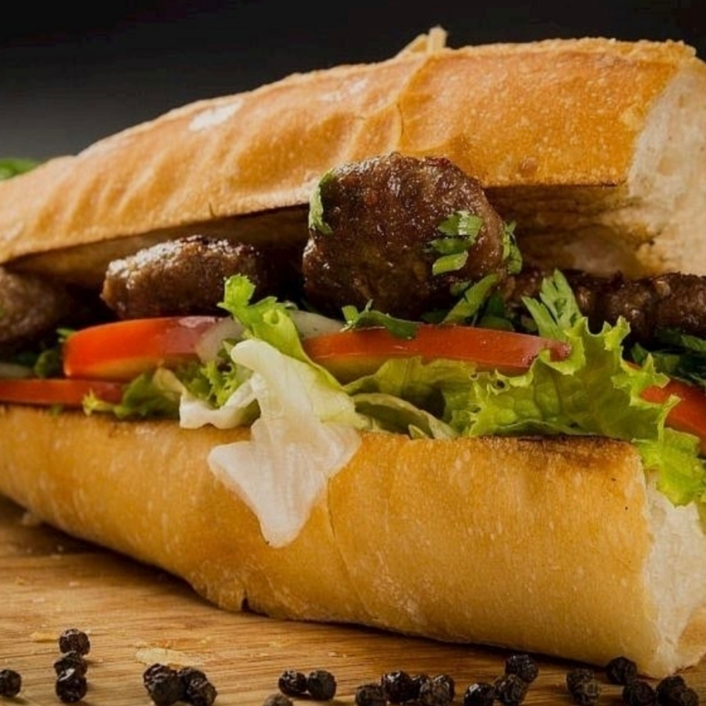 Ekmek Arası Köfte