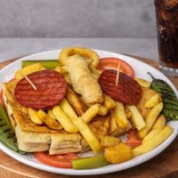 Special Cerrah Tostu Sucuklu (Yarım)