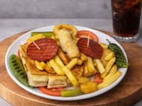 Special Cerrah Tostu Sucuklu (Bütün)