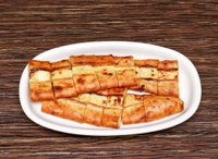 Sucuklu Pide