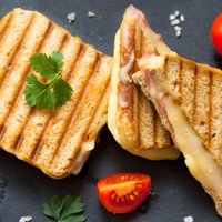 Atom Tost
