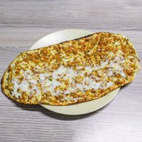 Lahmacun with Kashar Cheese