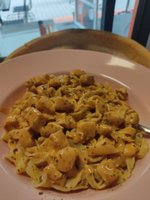 Fettucine Büyük Barbekü Soslu Tavuklu
