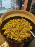 Fettucine Büyük Köri Soslu Tavuk