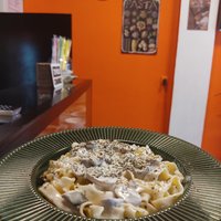 Fettucine Orta Kremalı Mantarlı