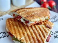 Yarım Ekmek Arası Karışık Tost