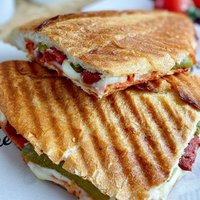 Tam Ekmek Arası Kaşarlı Tost