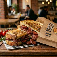 Sucuklu Tost