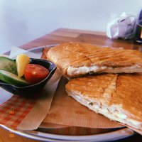 Kaşarlı Tost Menü