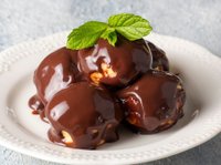 Profiterol 8 Adet Top