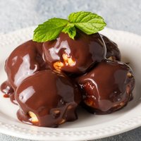 Profiterol 8 Adet Top