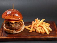 Mantarlı Soğanlı Burger