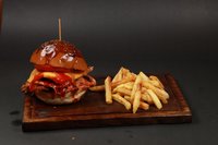 Acılı Tavuk Burger