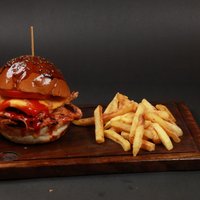 Acılı Tavuk Burger