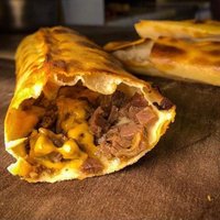Kavurmalı Kaşarlı Pide
