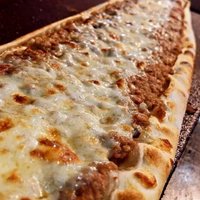Kıymalı Kaşarlı Pide