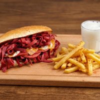Ekmek Arası Kumru& Patates & Ayran
