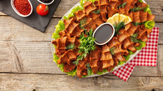 Adıyamanlı Çiğköfteci Erkan Usta